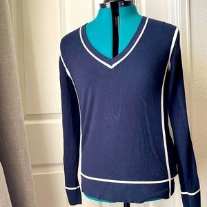 Navy blue v-neck Michael Khors sweater